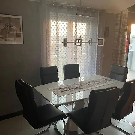 Elite 2 Apartment *